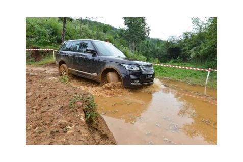  Range Rover V6 3.0 Supercharged dan Jaguar Terbaru Mengaspal Pekan Ini